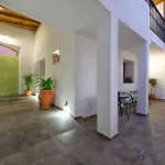 Casa Comfortable Air-conditioned Modern (adults Only)