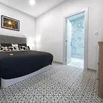 Casa Comfortable Air-conditioned Modern (adults Only)