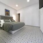 Casa Comfortable Air-conditioned Modern (adults Only) * אינחניו
