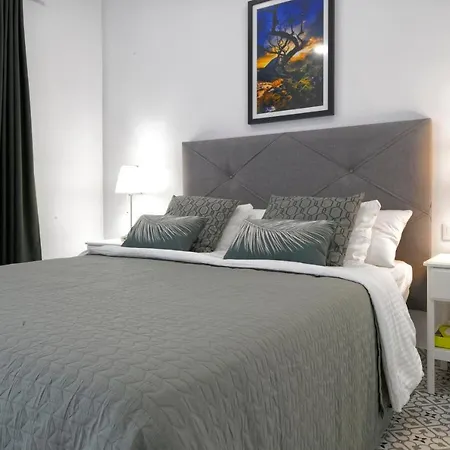 Casa Comfortable Air-conditioned Modern (adults Only) Apartamento *